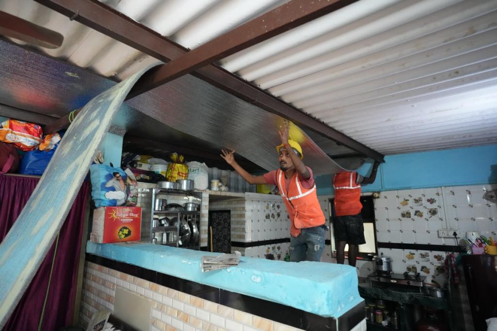 Enduring the Heat: Challenges and Solutions in Informal Settlements